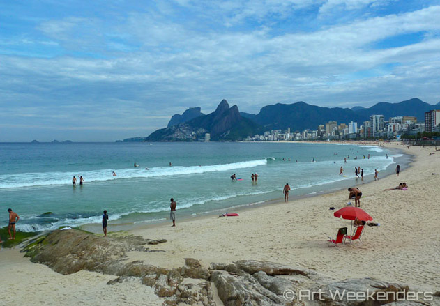 Brazil-Rio-de-Janeiro-Ipanema-beach