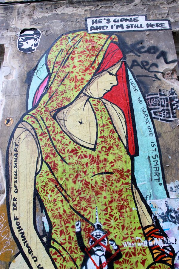Germany-Berlin-Streetart-Alley-Mitte3