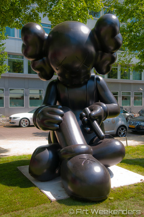Art-Exhibitions-In-The-Netherlands-Amsterdam-ArtZuid-Sculpture-Route-KAWS