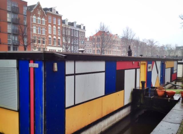 The-Netherlands-Amsterdam-Mondrian-Houseboat