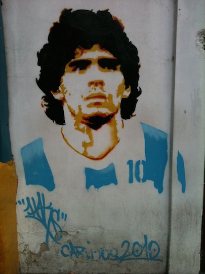 Argentina-Buenos-Aires-streetart-maradona